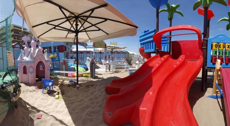 Parco giochi in spiaggia a Riccione