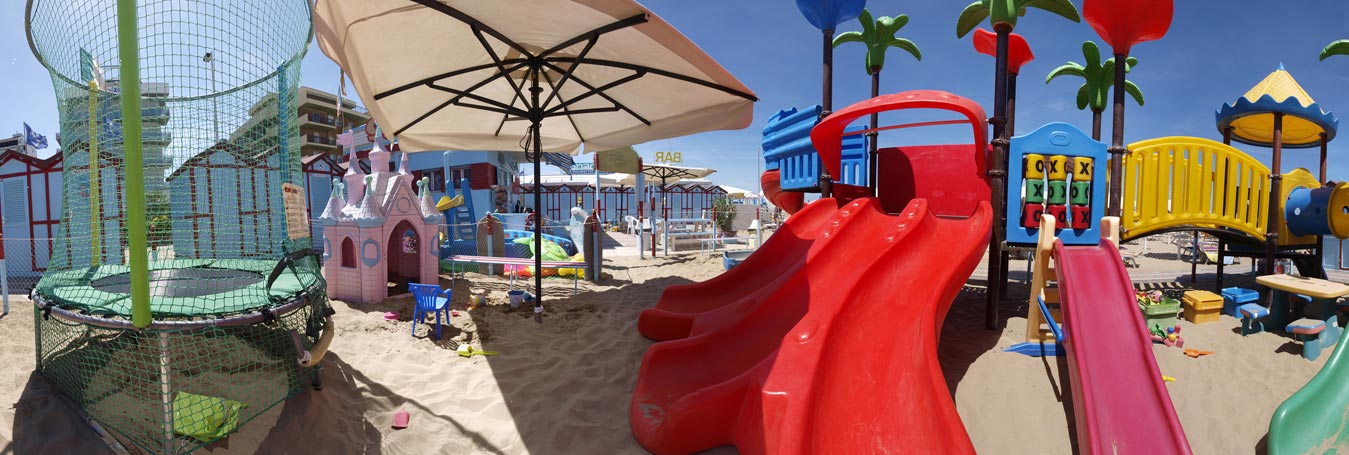 Parco giochi in spiaggia a Riccione